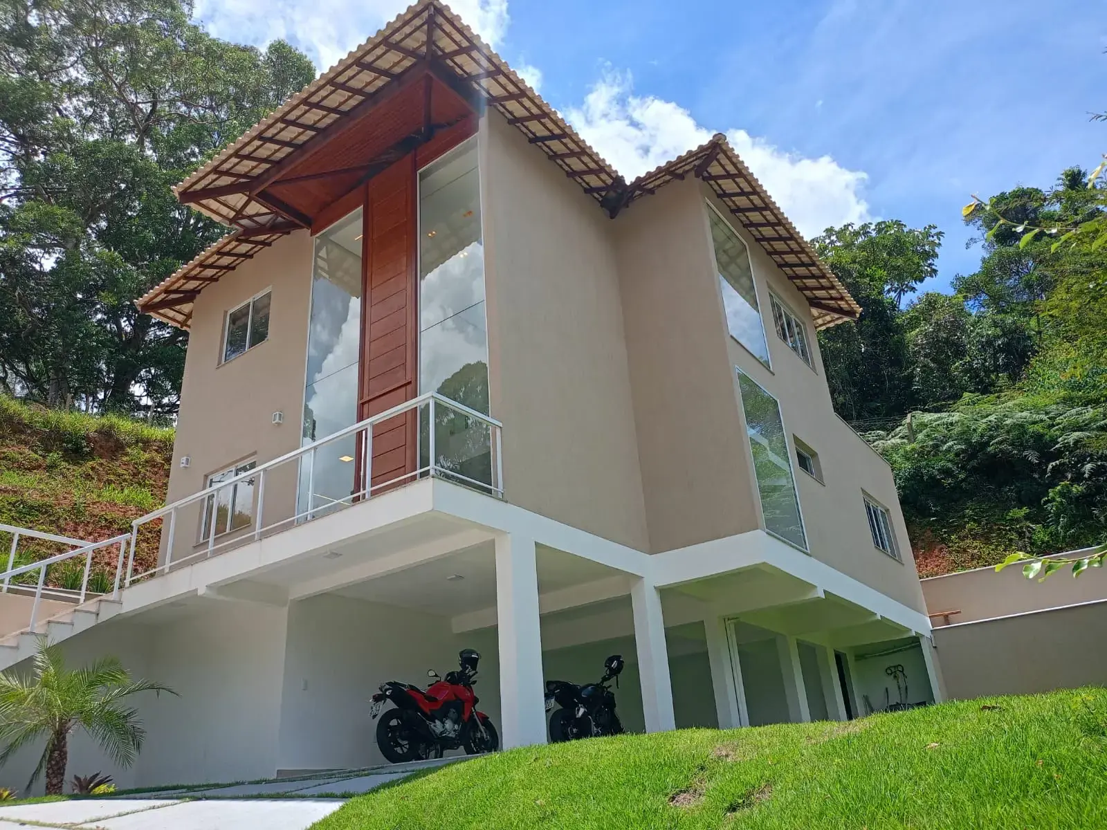 Casa Condomínio — Casa dentro de condominio 226m2 em Bom Retiro