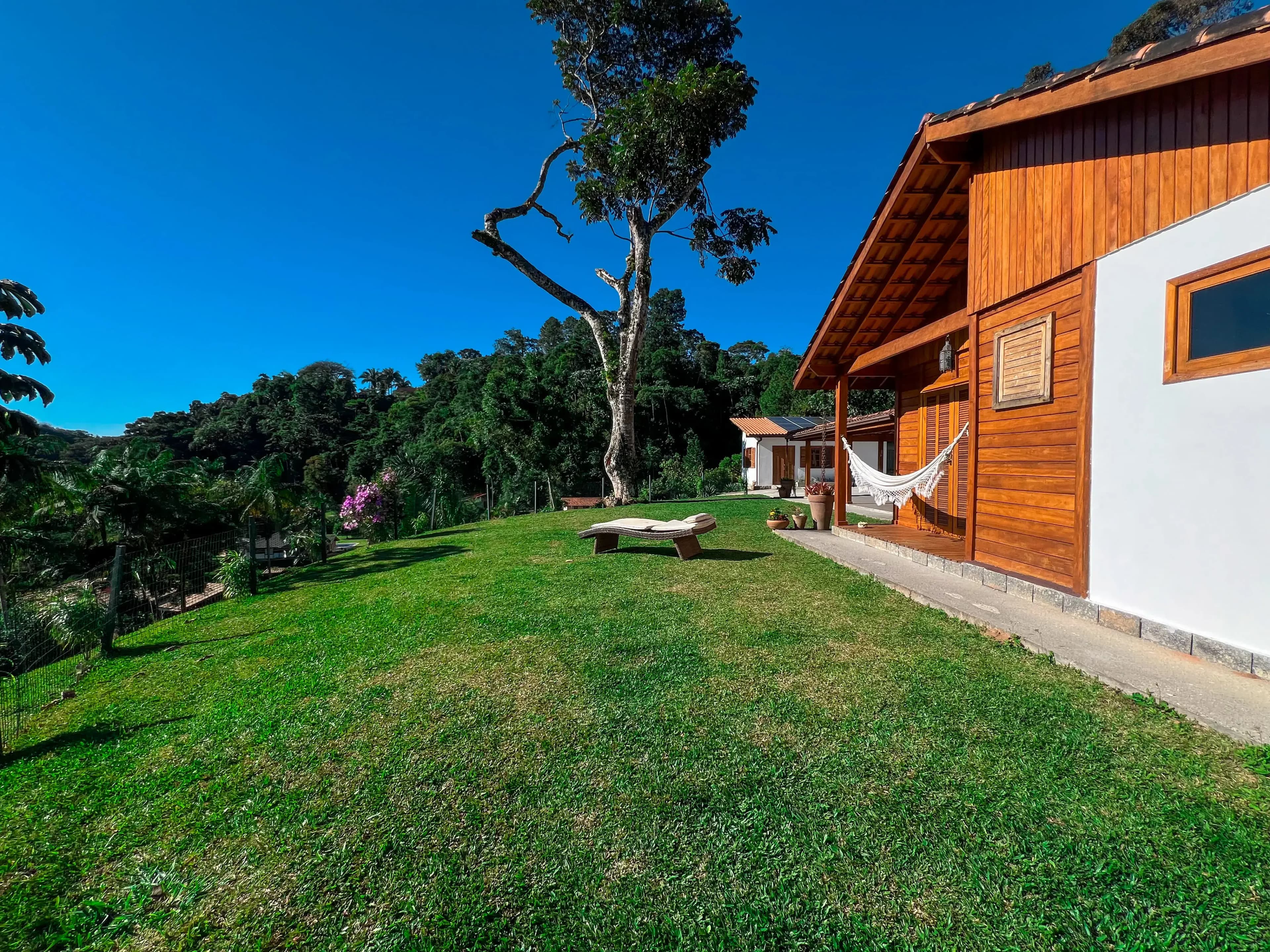 Casa Condomínio — Casa à venda em Teresópolis em condomínio em Vargem Grande em Fazenda Boa Fé