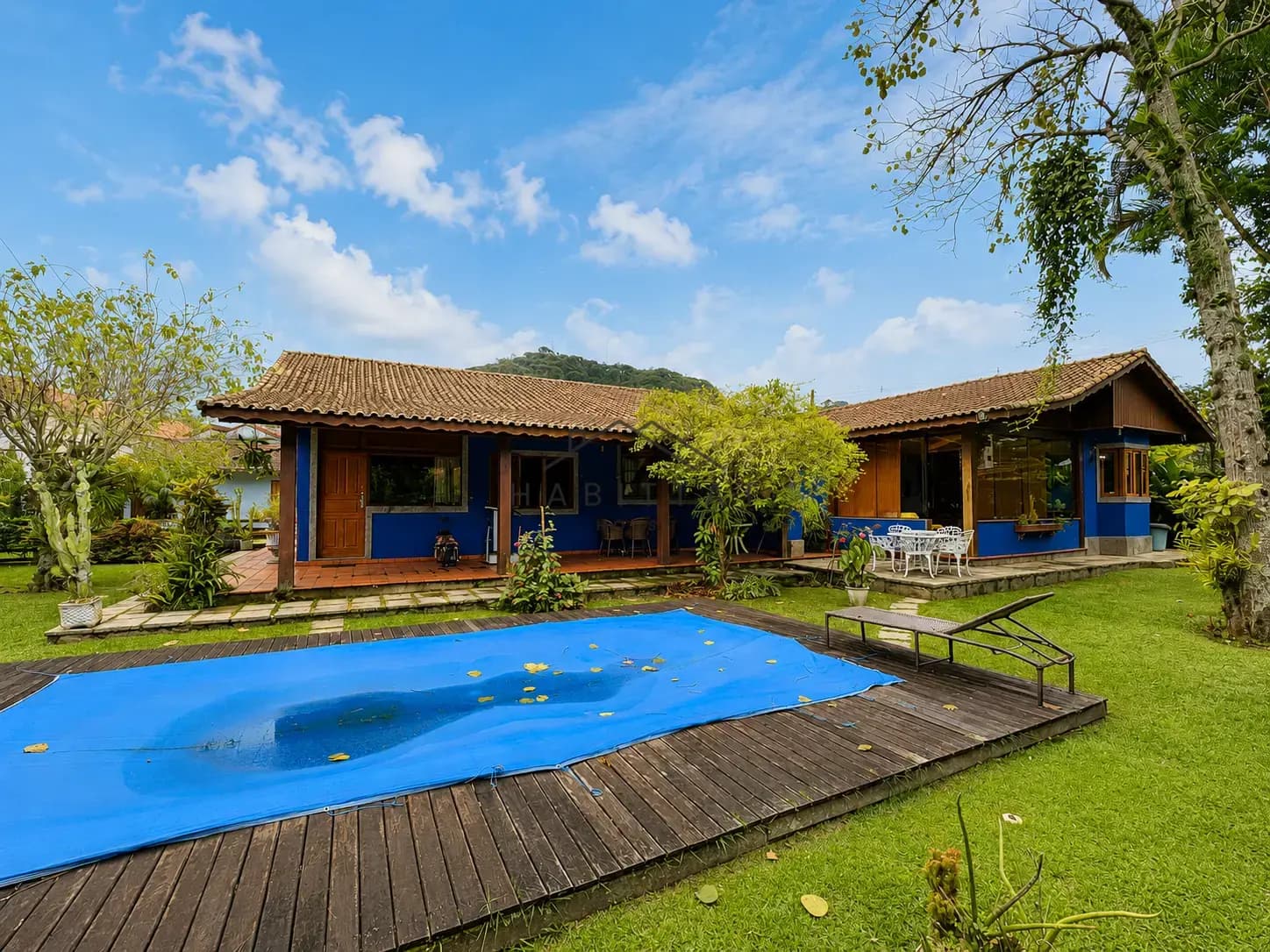 Casa — Casa Espaçosa no Alto com Vista para as Montanhas em Alto