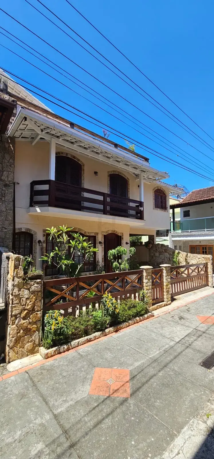 Casa — casa com 5 quartos no alto em Alto