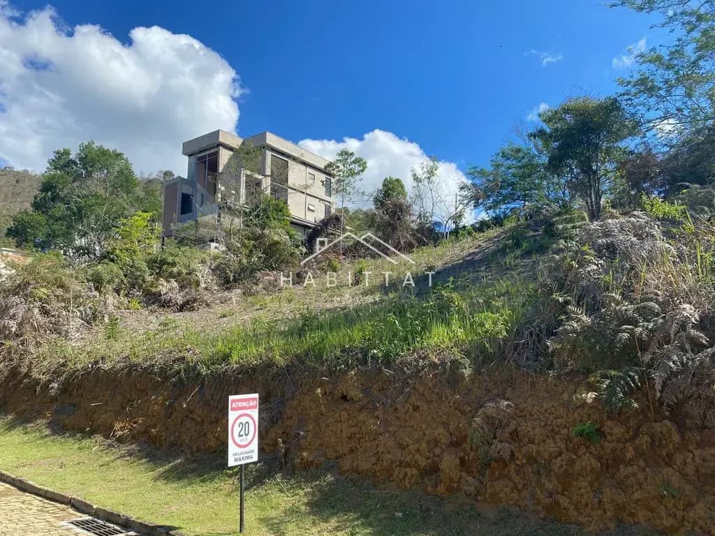 Terreno Condomínio — Lote/Terreno de no bairro Albuquerque, em Teresópolis em Albuquerque