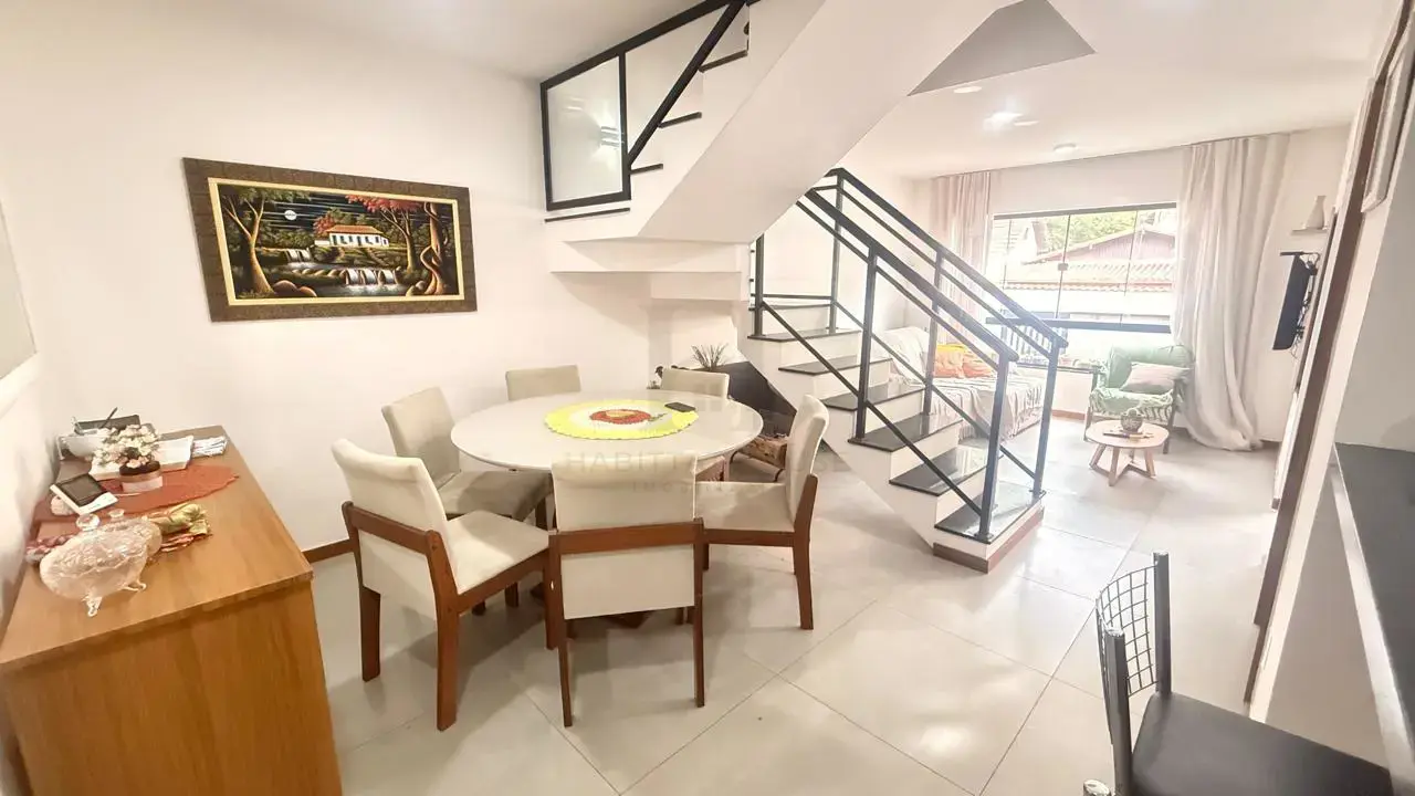 Casa — Casa charmosa na Quinta da Barra com excelente localização em Quinta Da Barra