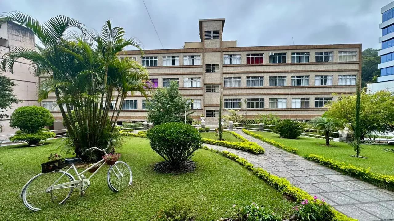 Apartamento — Apartamento á venda em excelente localização. em Várzea