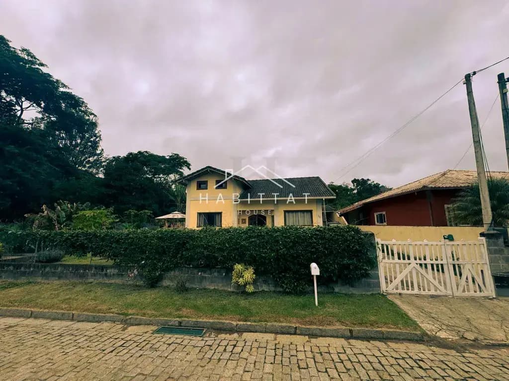Casa Condomínio — Casa de Condomínio de 5 quartos, 450m² no bairro Vargem Grande, em Teresópolis em Vargem Grande