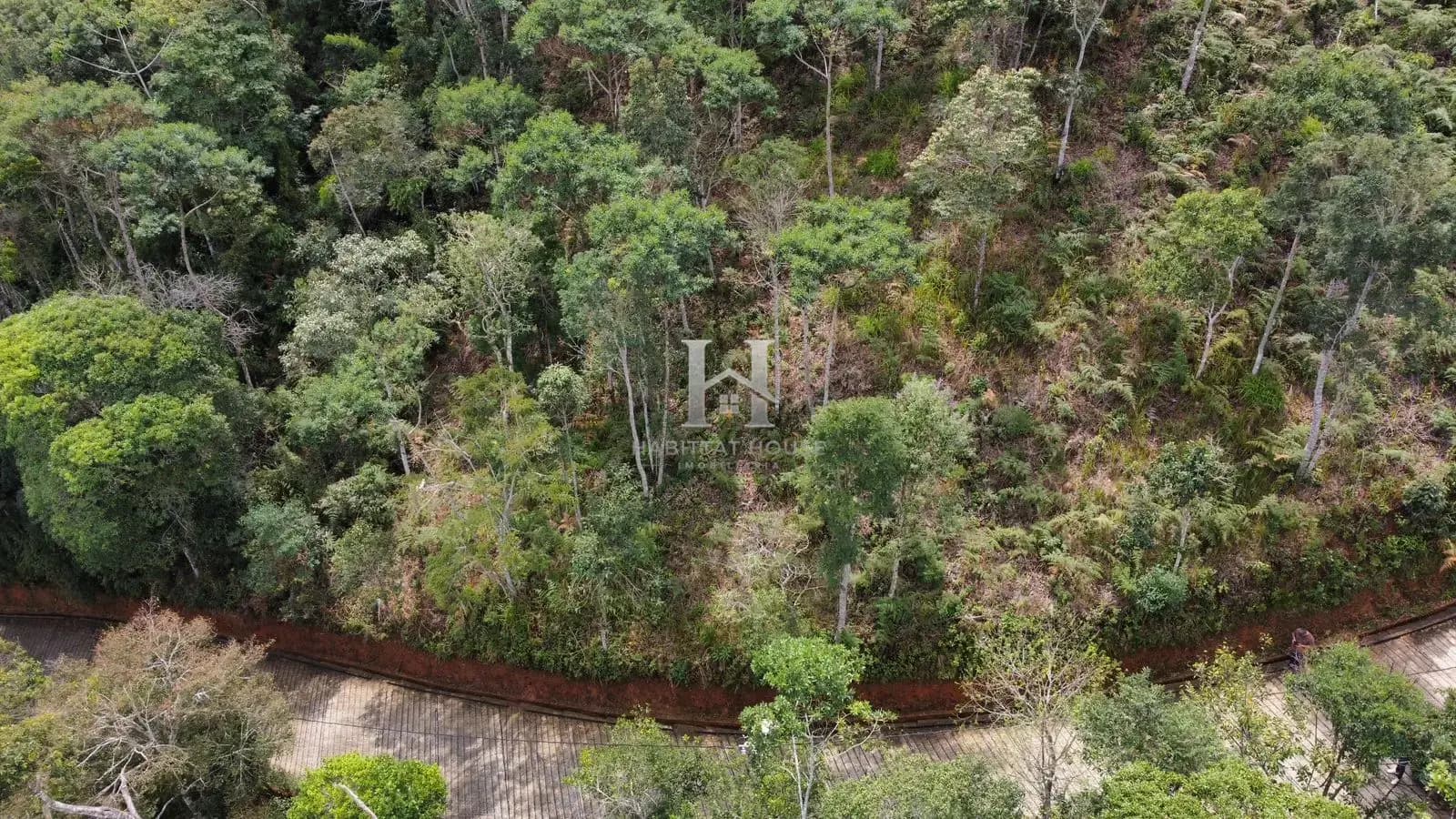 Terreno Condomínio — Lote Alto Padrão em Parque Do Imbui